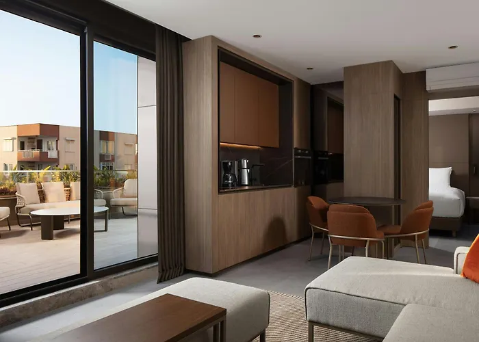 Hotel By Marriott Antalya
